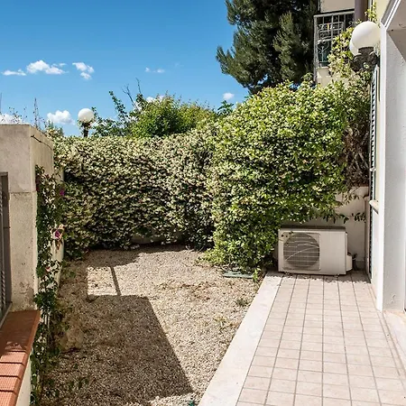 Apartment M319 - Marcelli, Bilocale Con Giardino