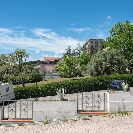 M319 - Marcelli, Bilocale Con Giardino